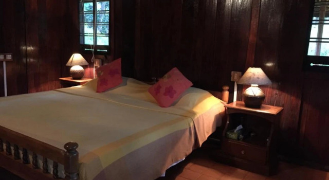 Periyar River lodge