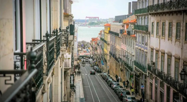 Luxury and Beautiful Apartment in Chiado, Забронировать Апартаменты/квартира Апартаменты Лиссабона, рядом с Núcleo Arqueológico, Апартаменты/квартира