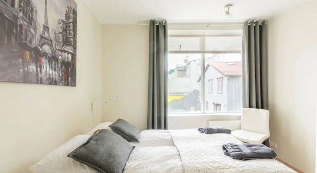 TOWN SQUARE Apartments