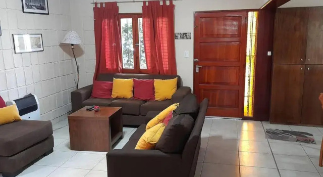 Beautiful house in Quinta Sección neighbourhood, with garage