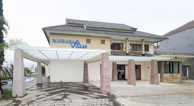 Sky Residence Batu 1 Malang, Reservar Hotel Hotéis em Batu com piscina, perto de Taman Wisata Tirta Nirwana Songgoriti, Piscina