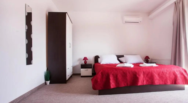 Семейный номер Standard с балконом London Rooms Zagreb Airport