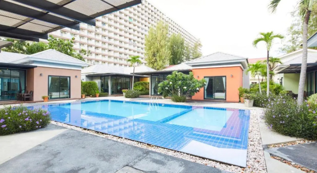 Вилла Deluxe с 3 комнатами с видом на бассейн Villa Navin Premiere Pool Villa