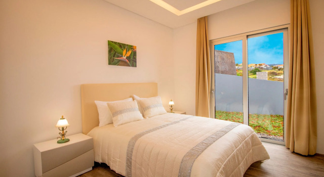 Beautiful Modern Villa in Calheta – CalhetaScape, Boek Villa Hotels in Estreito da Calheta met zwembad, Zwembad