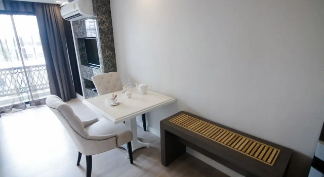 Двухместный номер Superior с балконом Hope Land Hotel Sukhumvit 8