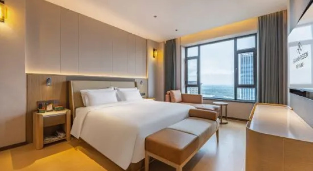Люкс Executive Grand Rezen Hotel
