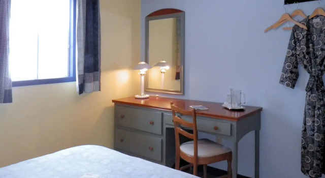 Auberge au Phil de l'Eau, Rezervovat Hostel Hotely v Laurentians se snídaní, Snídaně