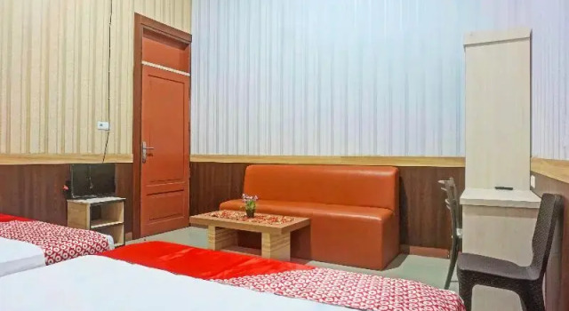 Люкс Collection O 91488 Hotel Lingkarsut Jeneponto