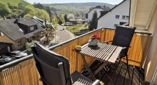 Ahrtal Vier Sterne Ferienwohnungen Alexandra Weiler Panorama, Prenota Hotel Bad Neuenahr-Ahrweiler 