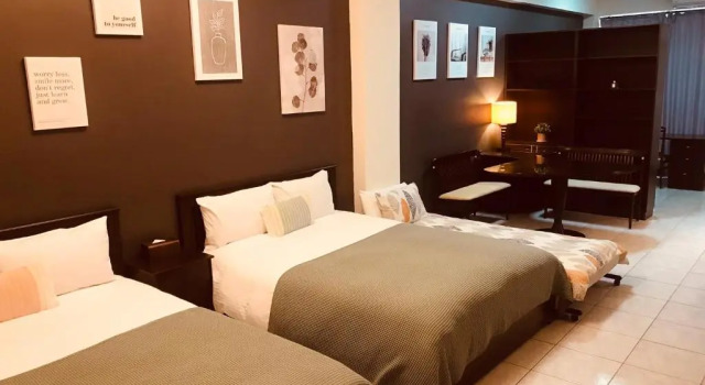 Семейный люкс с балконом Grace Homestay