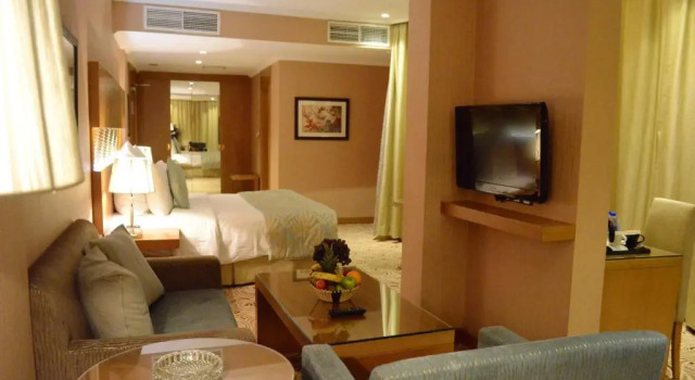 Полулюкс Coral Baghdad Hotel
