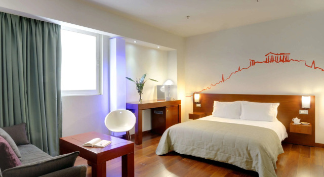 Dorian Inn Hotel