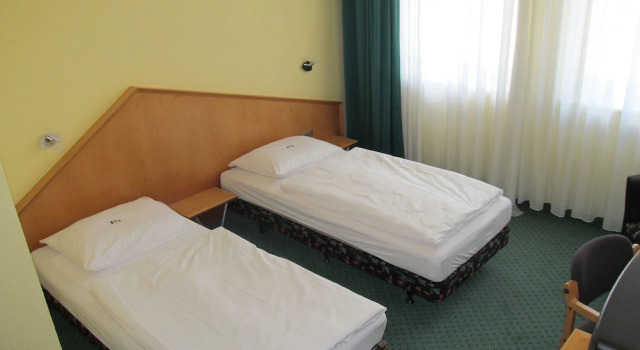 Двухместный номер Economy Hotel A2