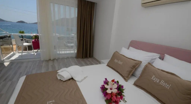 Трёхместный номер Standard с видом на море Kaya Hotel