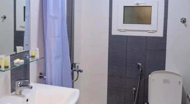Трёхместный номер Standard Oasis Hotel Apartments