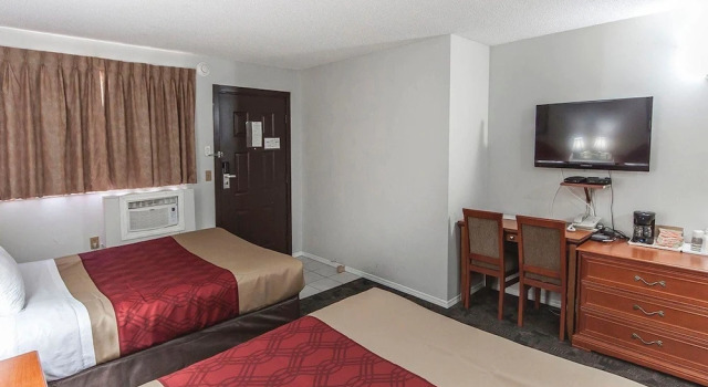 Номер Standard Econo Lodge Inn & Suites Drumheller
