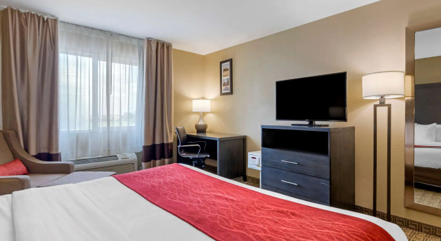 Двухместный номер Standard Comfort Inn & Suites Ponca City near Marland Mansion