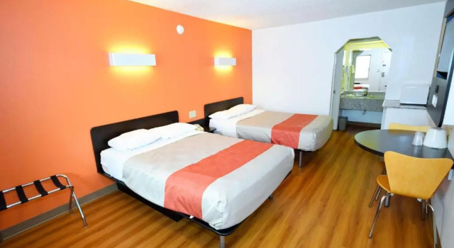 Четырёхместный номер Deluxe Motel 6-Lafayette, IN