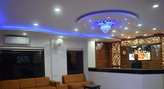Hotel Amreshwar, Забронировать Отель Отели Джамму и Кашмира с парковкой, Парковка