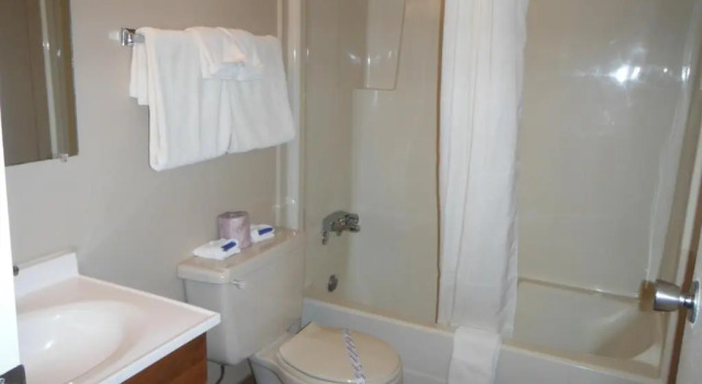 Двухместный номер Standard Tumbler Ridge Inn