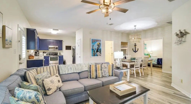 Coastal Gulf Shores Getaway - Near the Beaches, Забронировать Дом для отпуска Галф-Шорс Alabama Gulf