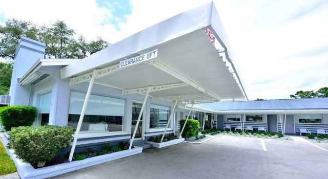 Sun Plaza Motel, Boek Motel Silver Springs Florida