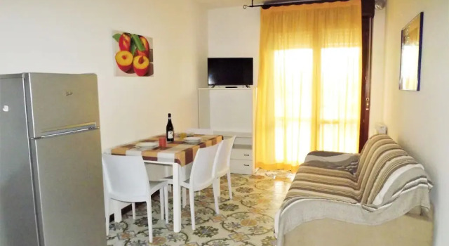 Modern Apartment at Villa Rosa di Martinsicuro near Sea, Book Apartment Hotels in Abruzzo with Parking, Parking