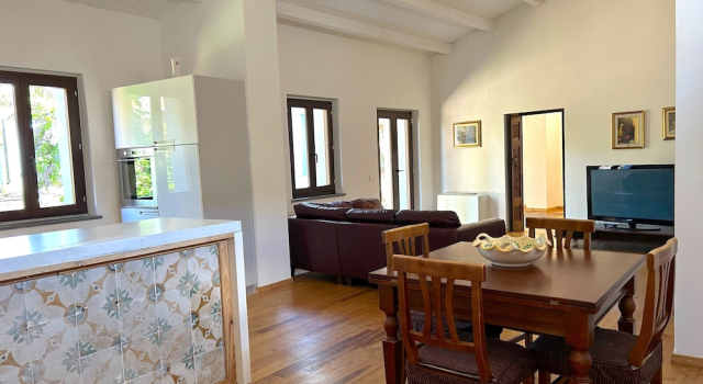 L'araucaria Guest House, Забронировать Гостевой дом Отели Риола-Сардо с парковкой, Парковка