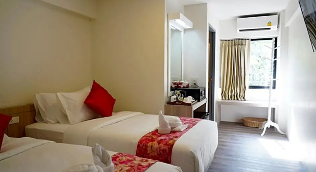 Номер Deluxe с балконом Wild Orchid Villa Bangkok