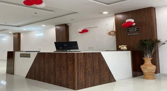 Saritashray Nikunj, Забронировать Отель Отели Вриндавана с парковкой, Парковка