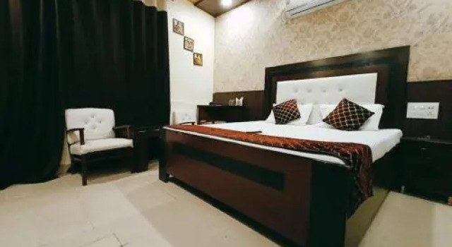 Hotel Mehak, Rezervovat Hotel Hotely v Punjab s parkováním, Parkování