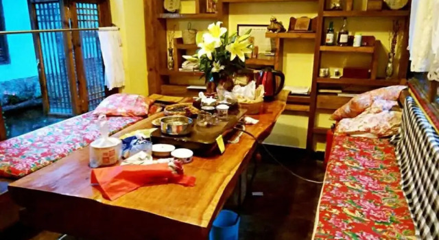 AMU's House - Lijiang, Забронировать Отель Лицзян Юньнань, рядом с Улица Сквер-стрит Древнего города Даянь