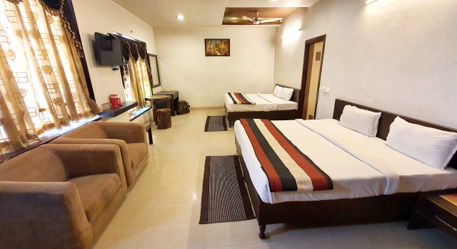 Люкс Hotel Amritsar Inn
