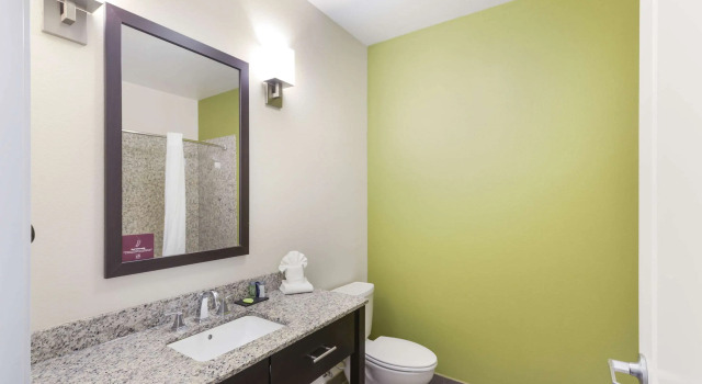 Четырёхместный номер Standard Sleep Inn & Suites Midland West