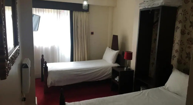 Трёхместный номер Standard Islington Inn