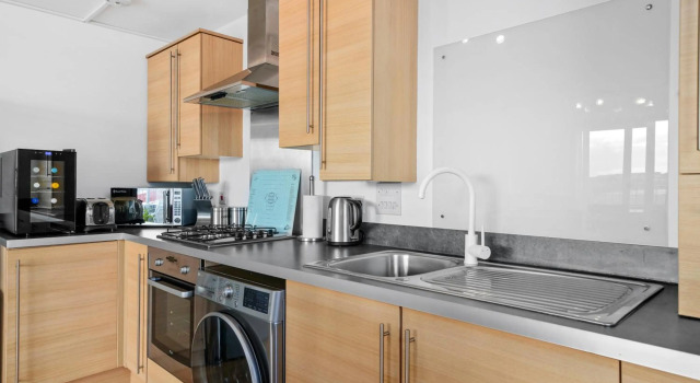 Queens Apartments - City Centre, Free Private Parking, Sea View, Balcony, Prenota Appartamento Aberdeen 
