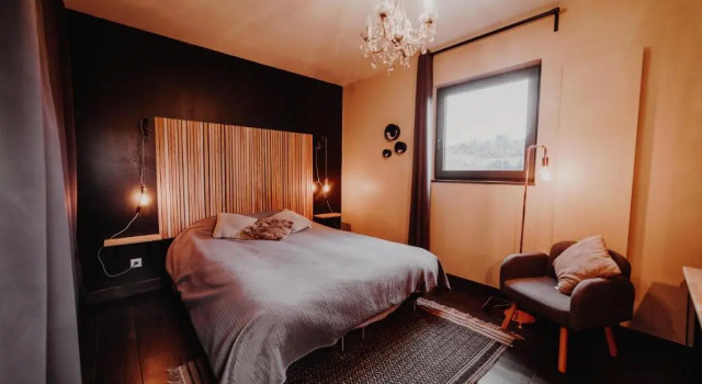 Номер Standard Chambre avec jacuzzi ou Chalets dans les bois