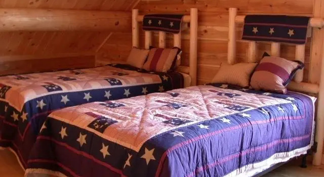 Owls Nest, Book Apartment Pittsburg 