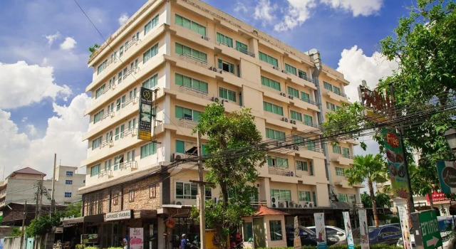 Люкс Nara Suite Residence Bangkok