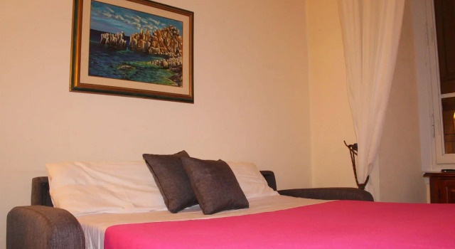 THREE APARTMENTS Via Roma, Забронировать Апартаменты/квартира Санта-Мария-Новелла Флоренция, рядом с Дом Буонаротти