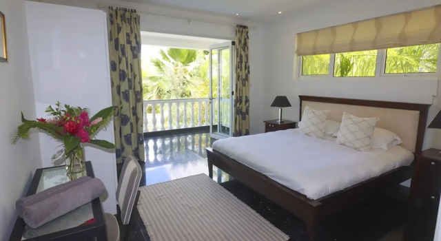 Chateau Elysium - Two bedroom villa 1, Book Villa Hotels in Mahe with Parking, Parking