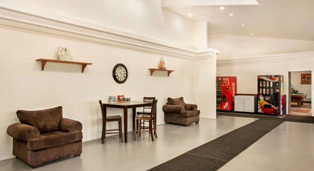 Travelodge by Wyndham Guernsey, Boek Hotel  