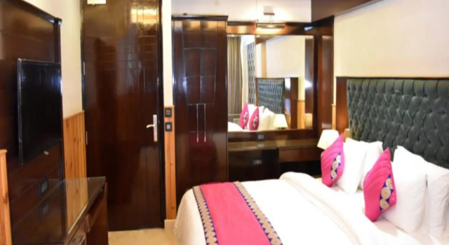 Номер Executive Wood Castle Grand