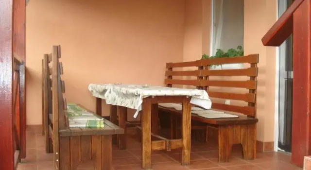 Niki vendégház, Rezerwuj Hotel Hotele w Košický kraj z parkingiem, Parking