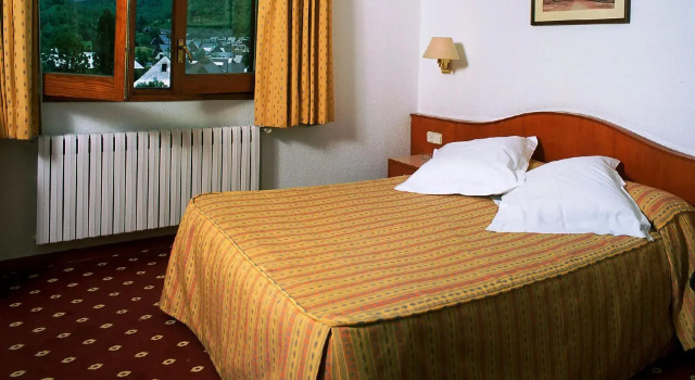 Hotel Edelweiss, Buchen Sie Hotel SPA-Hotels in Naut Aran, SPA