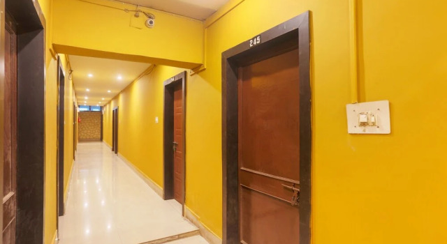 Hotel Trishakti by OYO Rooms
