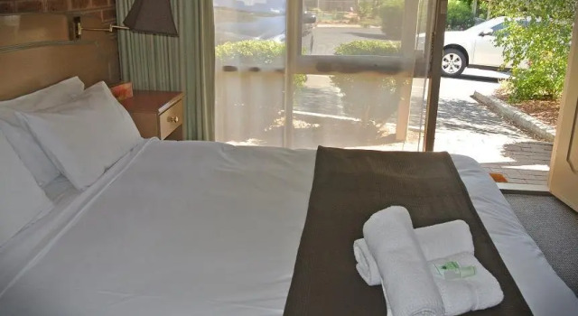 Люкс Standard Eltham Motor Inn