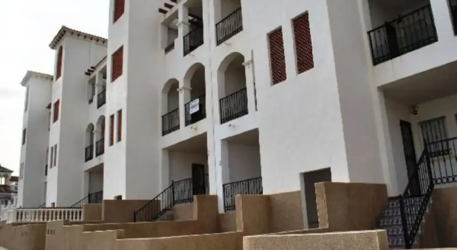La Cinuelica R14, 1st flr apt Overlook Pool L137, Забронировать Вилла Отели Ориуэла с бассейном, Бассейн