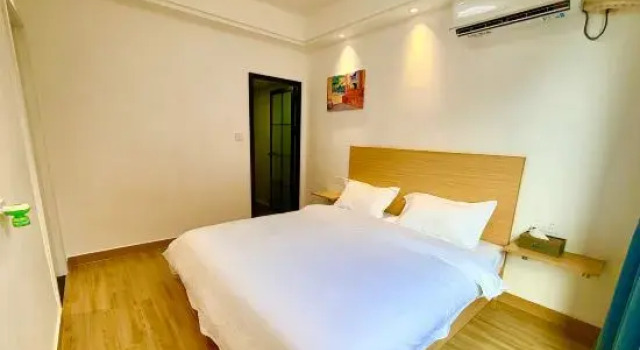 Люкс Qingfeng Xiaoyuan Homestay (Zhuzhou Fantawild Resort Branch)