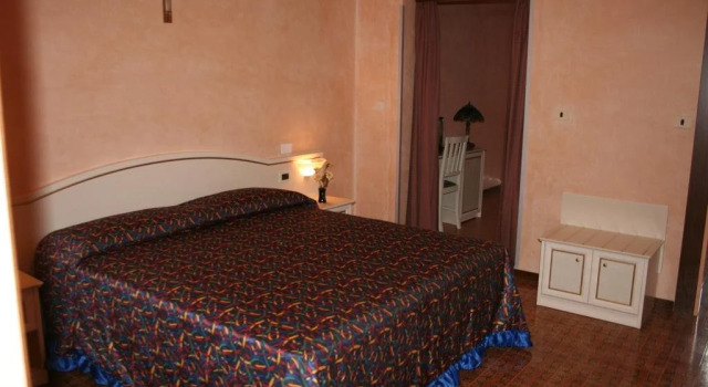 Hotel Paradise, Prenota Hotel Sanguinetto Veneto